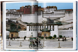 LIVING IN ASIA, R. Guntli A. Taschen and S. Sethi